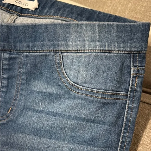 Cello Flare Leg Jeans, medium wash - Picture 3 of 5